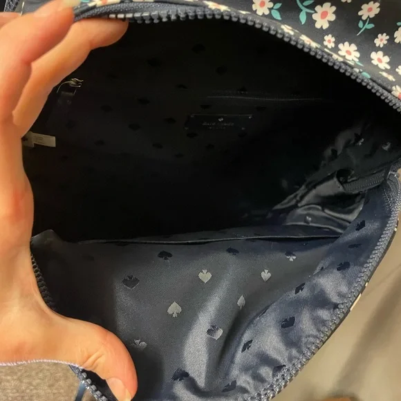 NWOT Kate Spade Dark Blue Daisy Nylon Karissa Backpack - Picture 9 of 12